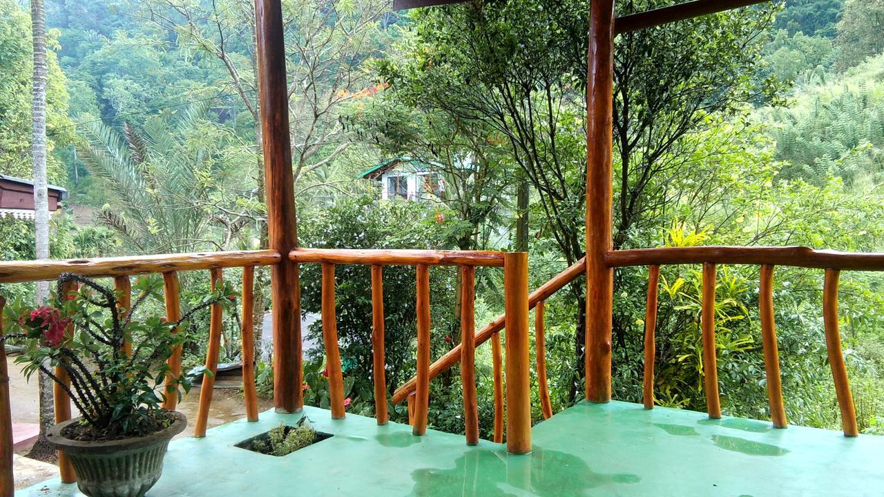 Serenity Homestay Ела Екстериор снимка