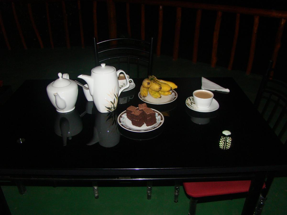 Serenity Homestay Ела Екстериор снимка